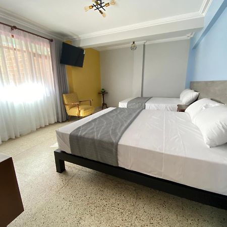Izza Hotel Cochabamba Eksteriør bilde