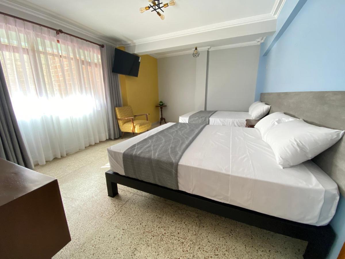 Izza Hotel Cochabamba Eksteriør bilde