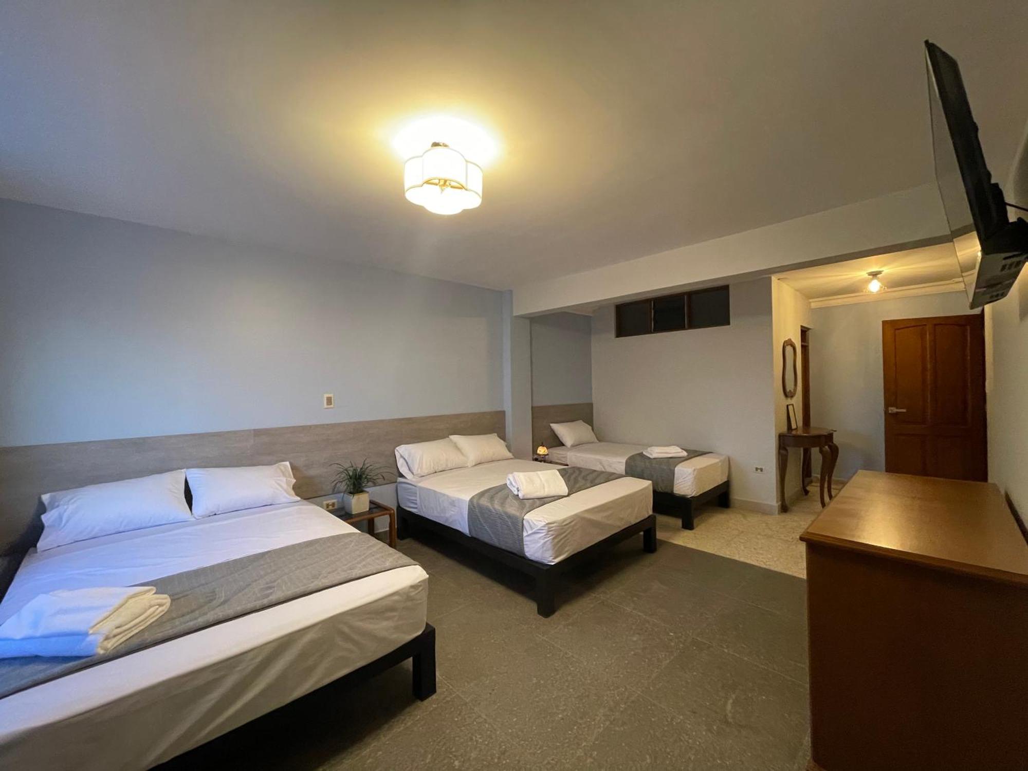 Izza Hotel Cochabamba Eksteriør bilde