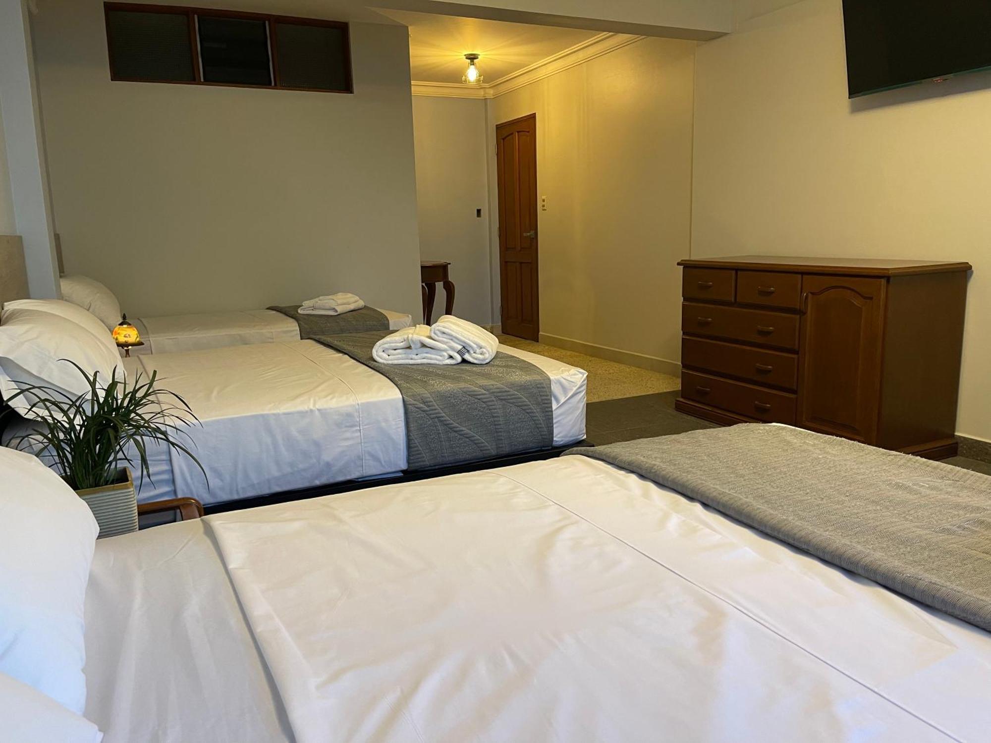 Izza Hotel Cochabamba Eksteriør bilde