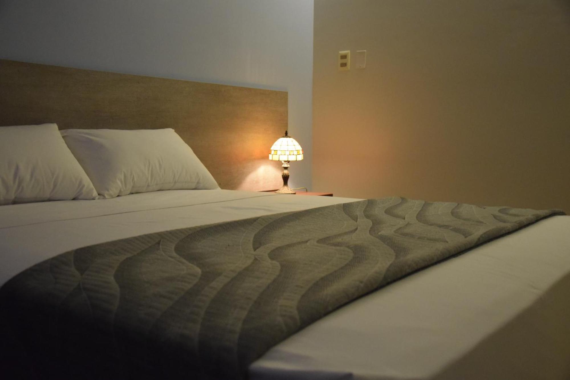 Izza Hotel Cochabamba Eksteriør bilde