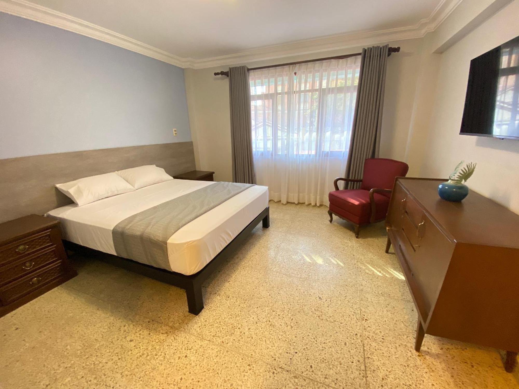 Izza Hotel Cochabamba Eksteriør bilde